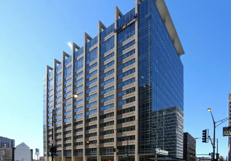 Stream Realty Partners Secures Leasing, Property Management Assignments At 525 W. Van Buren In Chicago