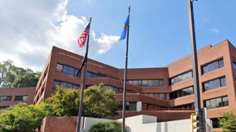 Stream Realty Partners And Cresa Represent Air & Space Forces Association In $16.25 Million Office Building Sale