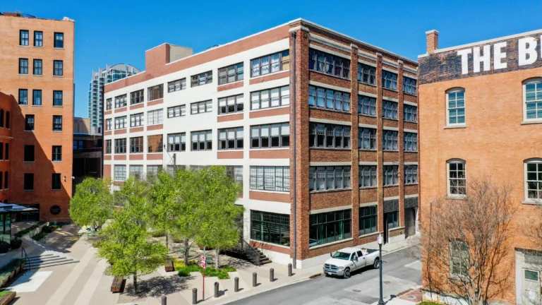 Stream Realty Partners Facilitates New Lease in Historic West End District