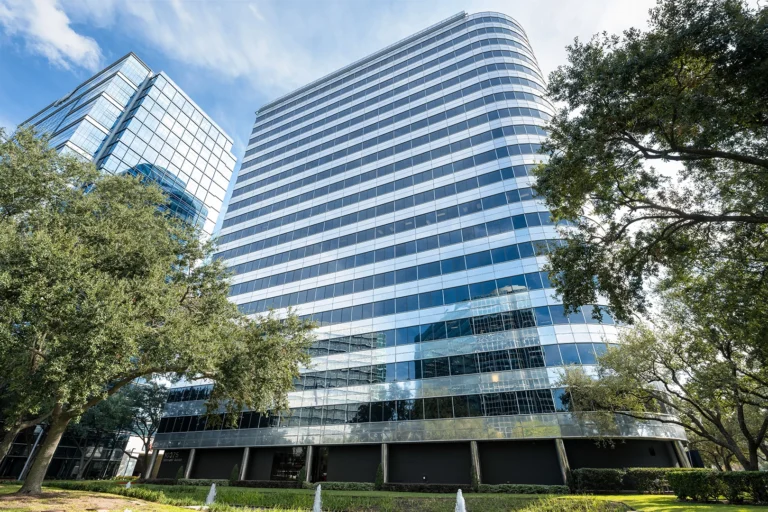 Stream Realty Partners Represents HRSS CPAs in Full-Floor Lease at Millennium Tower in Houston